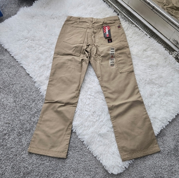 Forge Men's Khaki FR Utility Pants. Size 34x32. New.FLAME RESISTANT WORK WEAR - Picture 5 of 7